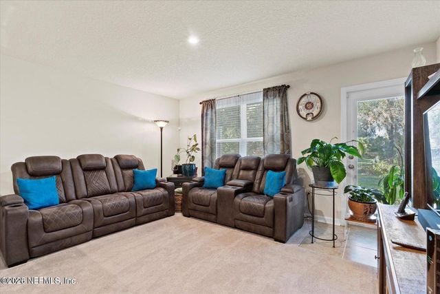 5893 CREEKSIDE CROSSING Drive, Jacksonville, FL 32210