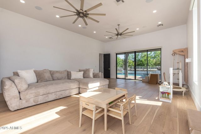 21077 E MARSH Road, Queen Creek, AZ 85142