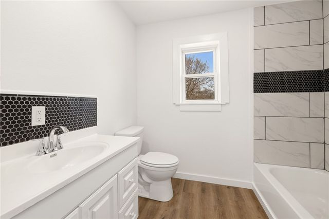 10886 S Jackson Highway, Lincoln, AR 72744