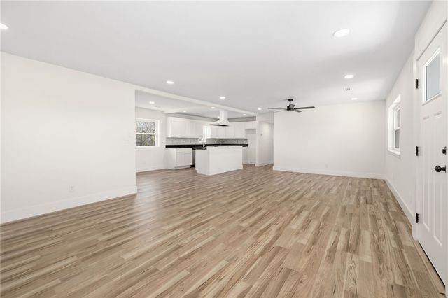 10886 S Jackson Highway, Lincoln, AR 72744