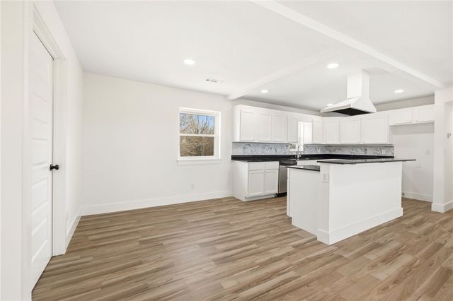 10886 S Jackson Highway, Lincoln, AR 72744