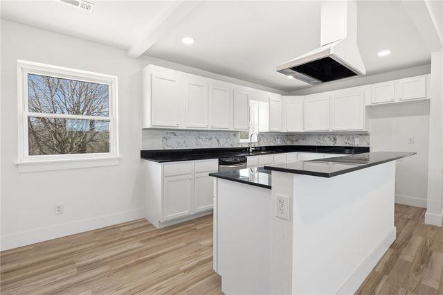 10886 S Jackson Highway, Lincoln, AR 72744