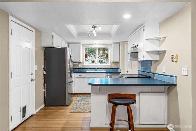 805 Island Boulevard, Fox Island, WA 98333