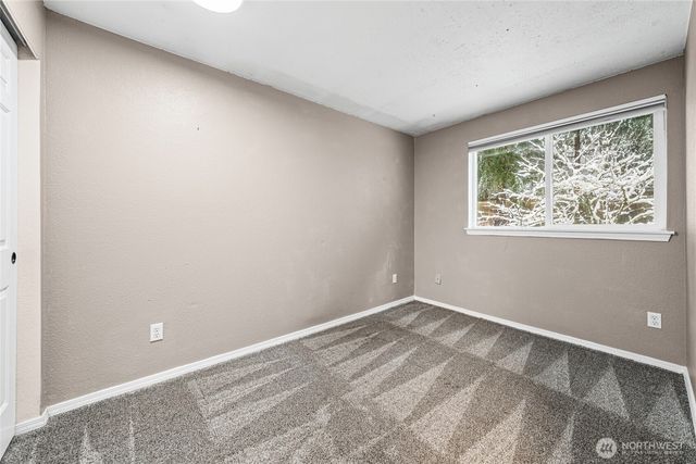 805 Island Boulevard, Fox Island, WA 98333