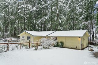 805 Island Boulevard, Fox Island, WA 98333