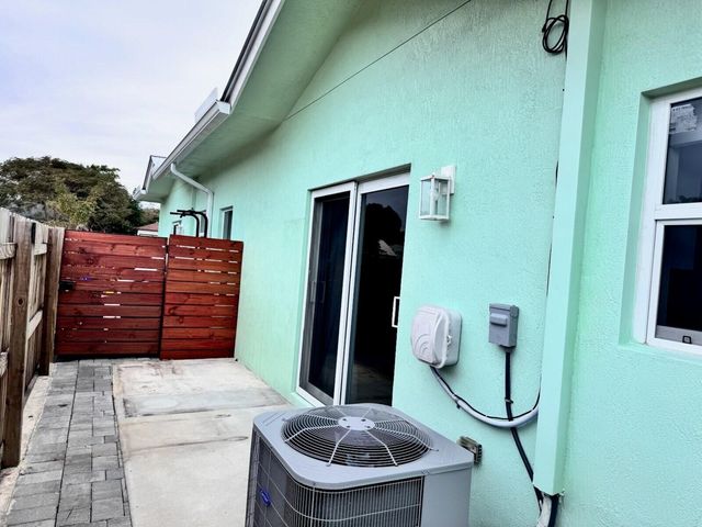 1226 N H Street 3, Lake Worth Beach, FL 33460