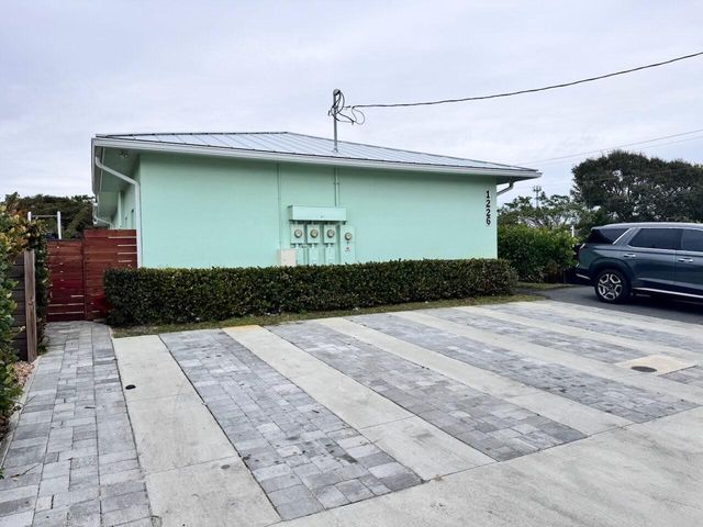 1226 N H Street 3, Lake Worth Beach, FL 33460