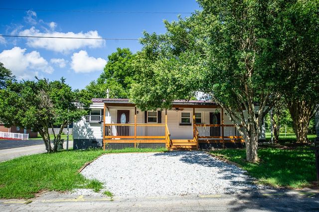 203 N Hampton Street, Westminster, SC 29693