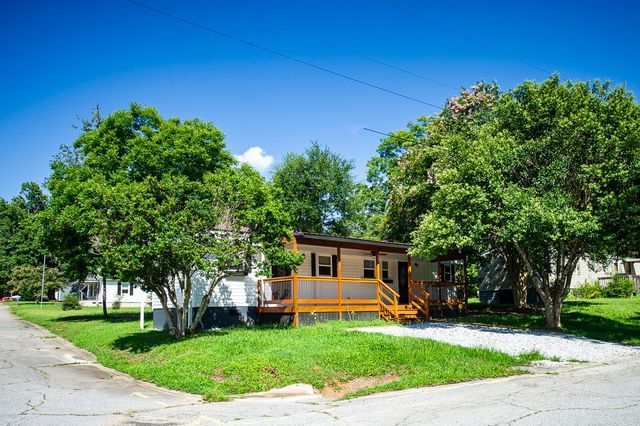 203 N Hampton Street, Westminster, SC 29693