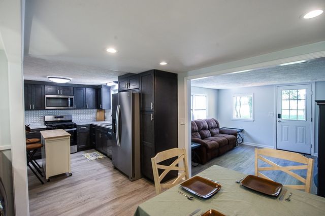 203 N Hampton Street, Westminster, SC 29693