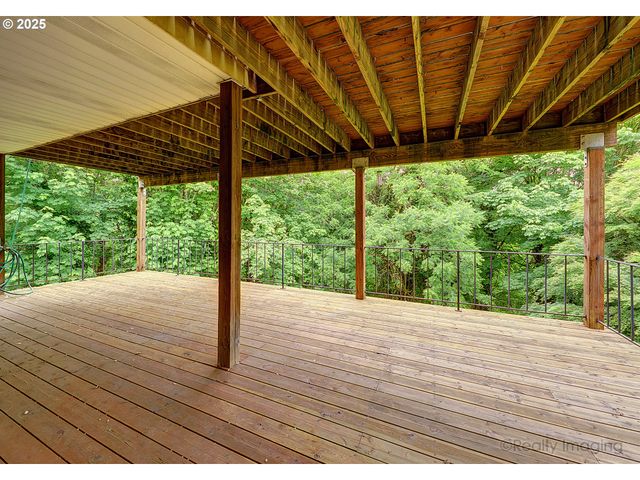 6902 Sw 2ND Ave, Portland, OR 97219