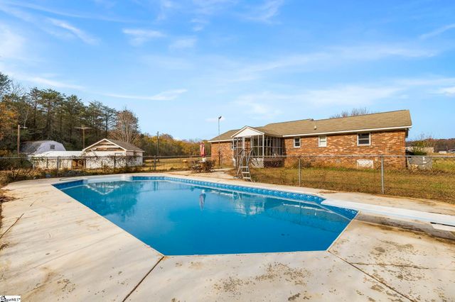2013 Highway 418, Pelzer, SC 29669