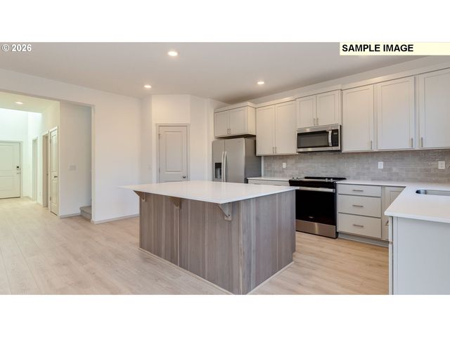230 Nw 28TH St, Battle Ground, WA 98604