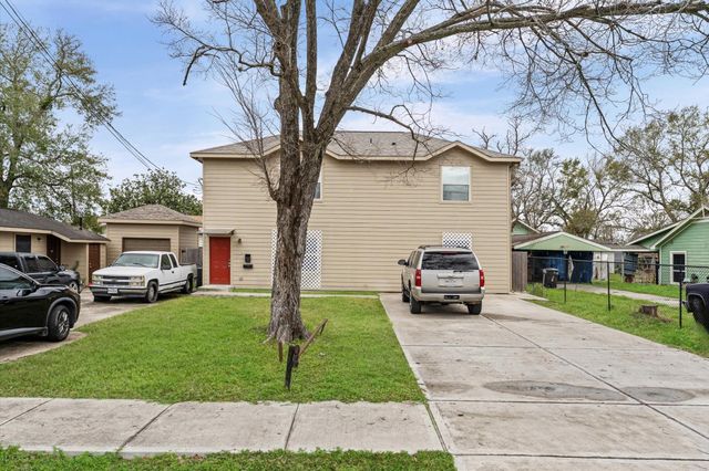 8221 Brockton Street, Houston, TX 77017
