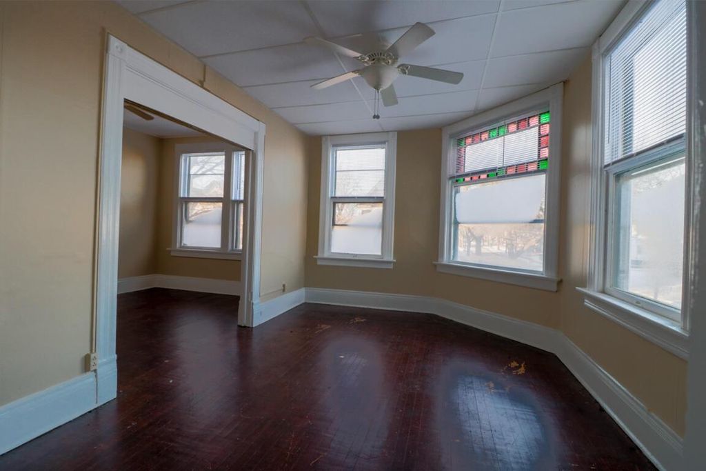 1801 W Meinecke AVENUE, Milwaukee, WI 53206