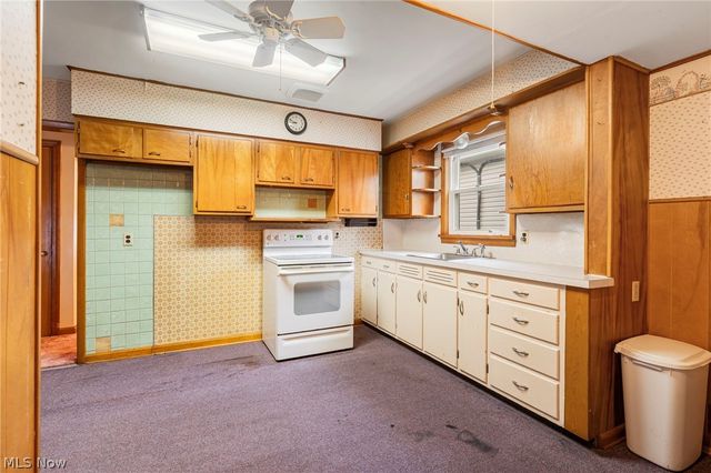 423 S 14th Street, Sebring, OH 44672