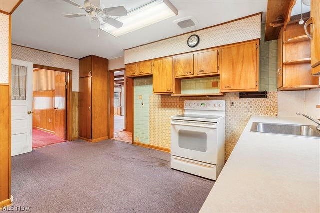 423 S 14th Street, Sebring, OH 44672