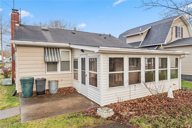 423 S 14th Street, Sebring, OH 44672