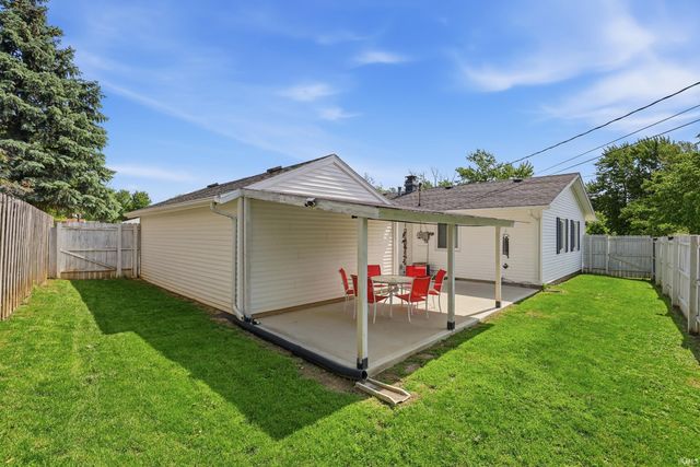 5117 Northcrest Drive, Fort Wayne, IN 46825
