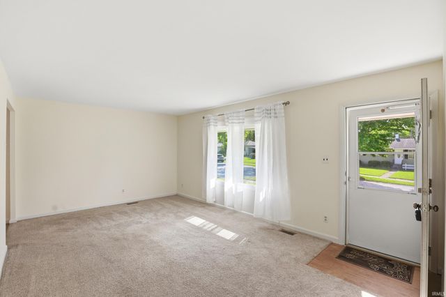 5117 Northcrest Drive, Fort Wayne, IN 46825