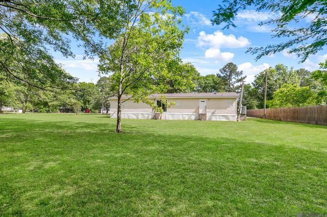 9500 Deer Path Dr, Denham Springs, LA 70706