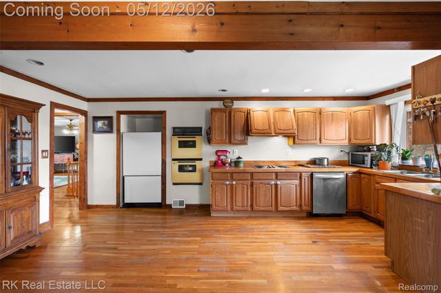 13799 31 Mile Road, Washington Township, MI 48095