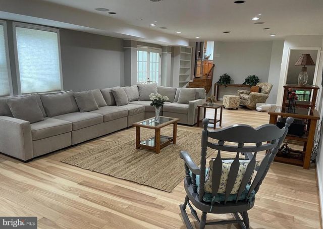 41272 STONE SCHOOL LN, Leesburg, VA 20175