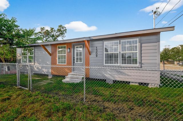 1509 Moody Street, Houston, TX 77009