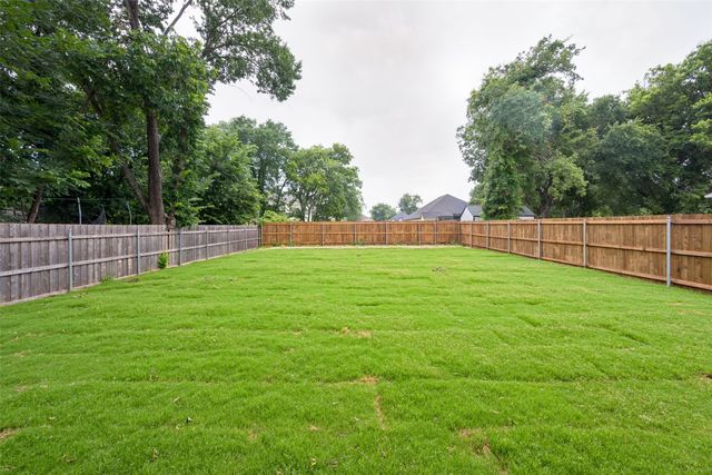 4808 Sunshine Drive, Fort Worth, TX 76105