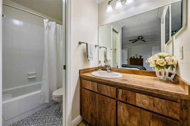 5326 RIDGEWELL COURT, Tampa, FL 33624