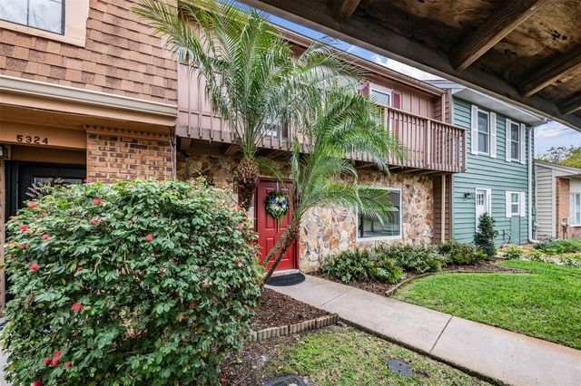 5326 RIDGEWELL COURT, Tampa, FL 33624