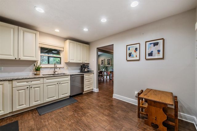 5326 RIDGEWELL COURT, Tampa, FL 33624