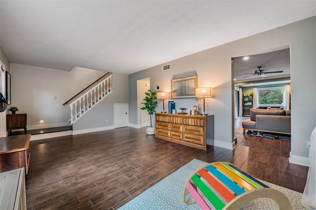 Image 3 of property listing at 5326 RIDGEWELL COURT, Tampa, FL 33624