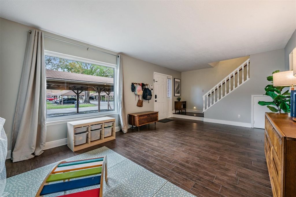 Image 4 of property listing at 5326 RIDGEWELL COURT, Tampa, FL 33624