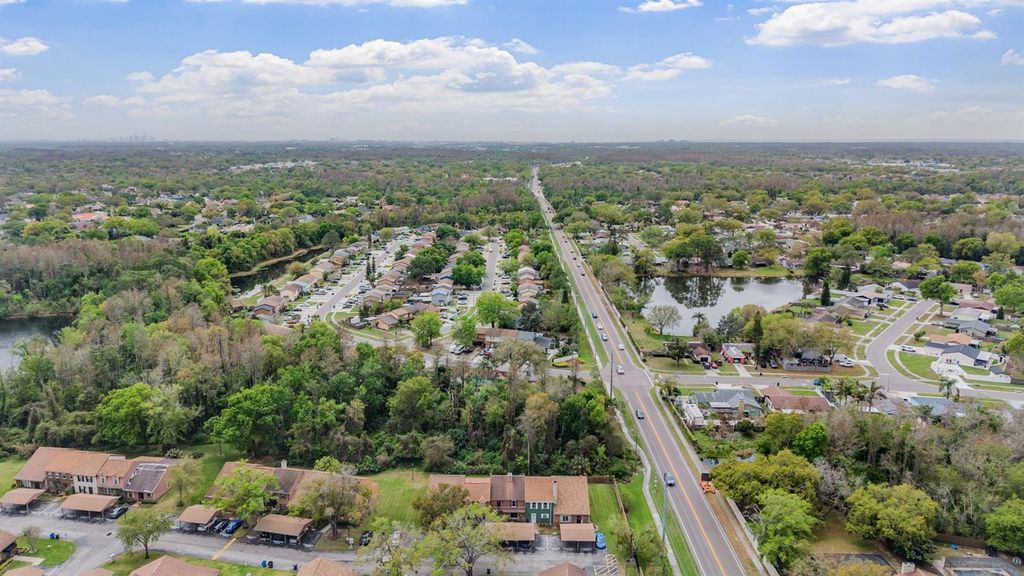 Image 40 of property listing at 5326 RIDGEWELL COURT, Tampa, FL 33624