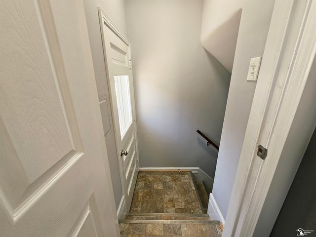 2955 Bridge Street, Trenton, MI 48183