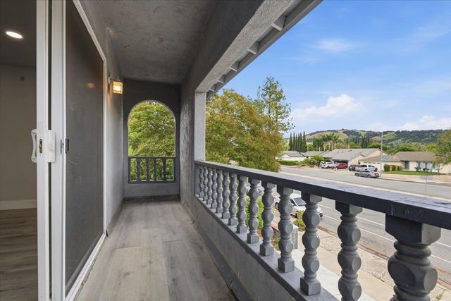 5836 Santa Teresa Boulevard, San Jose, CA 95123