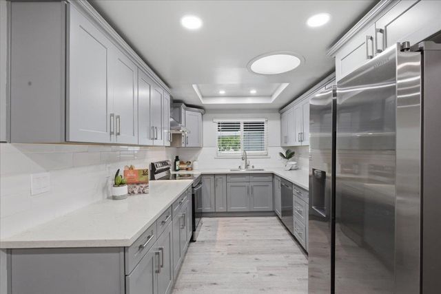 5836 Santa Teresa Boulevard, San Jose, CA 95123