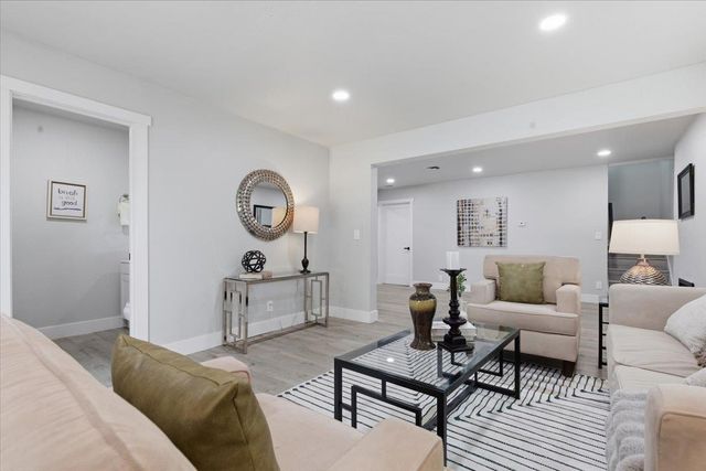 5836 Santa Teresa Boulevard, San Jose, CA 95123