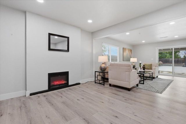 5836 Santa Teresa Boulevard, San Jose, CA 95123