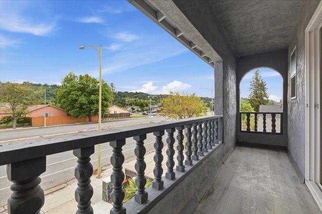 5836 Santa Teresa Boulevard, San Jose, CA 95123