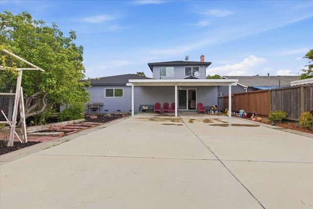 5836 Santa Teresa Boulevard, San Jose, CA 95123