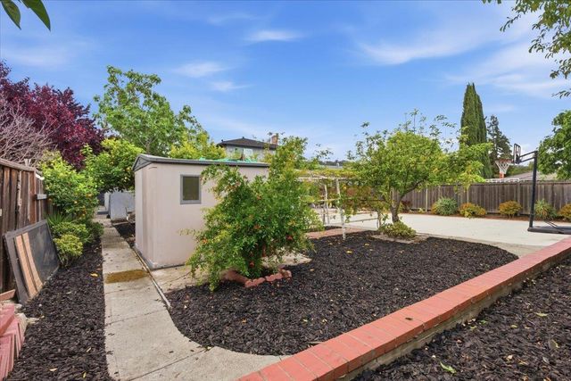 5836 Santa Teresa Boulevard, San Jose, CA 95123