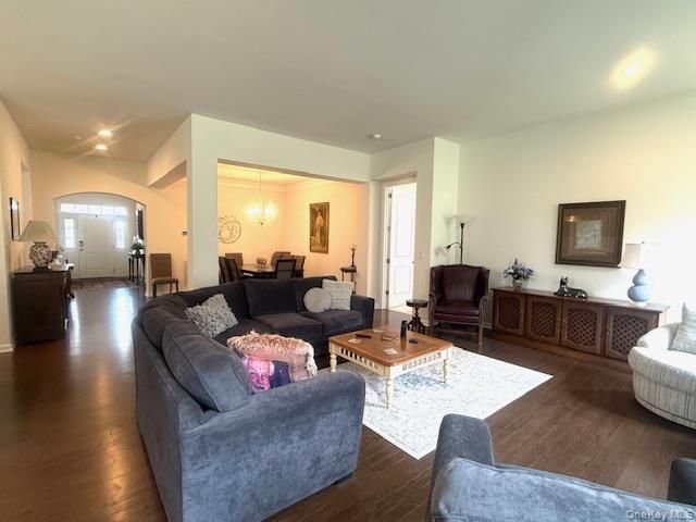 10 W Tilden Place, Hopewell Junction, NY 12533