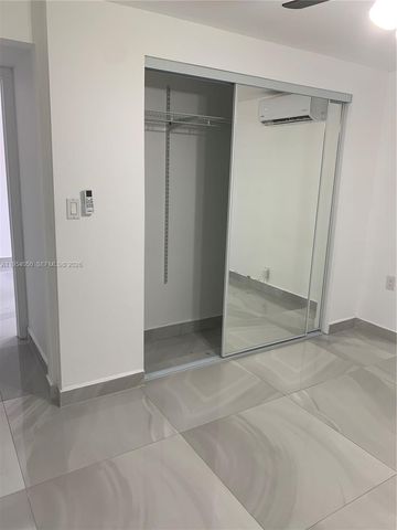 707 NE 15th St A, Fort Lauderdale, FL 33304