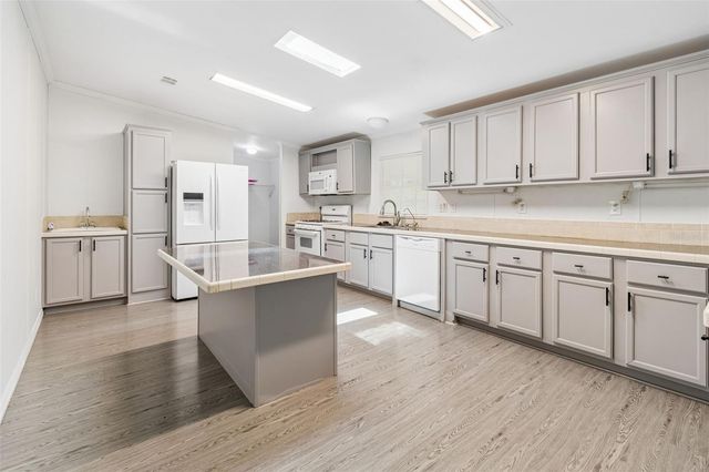 3724 TACK DRIVE, Wesley Chapel, FL 33543