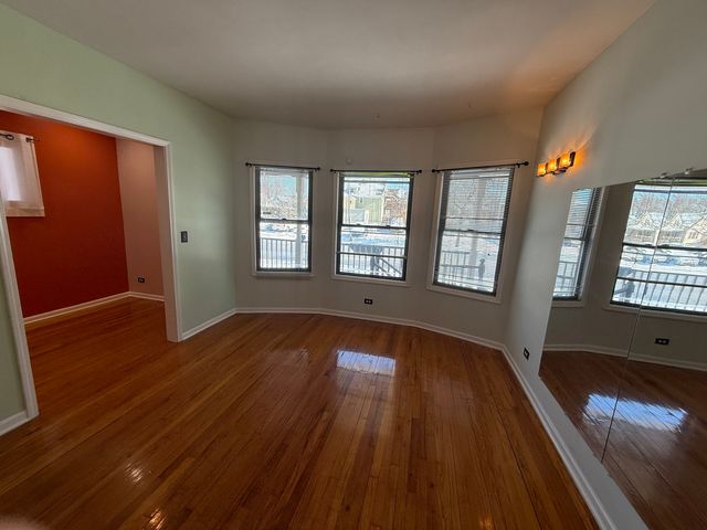 840 N Austin Boulevard 1, Oak Park, IL 60302