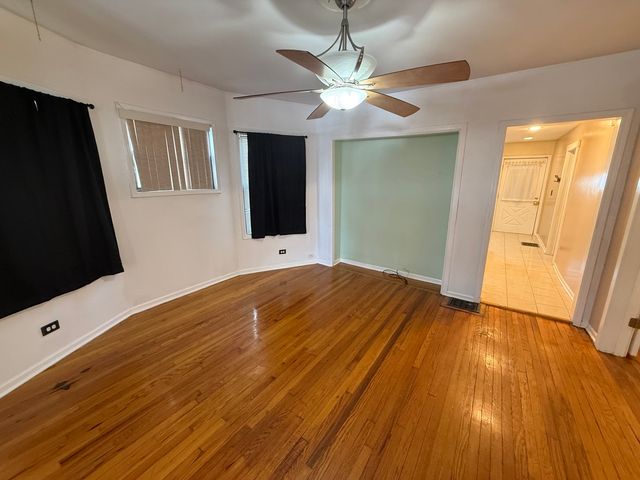 840 N Austin Boulevard 1, Oak Park, IL 60302