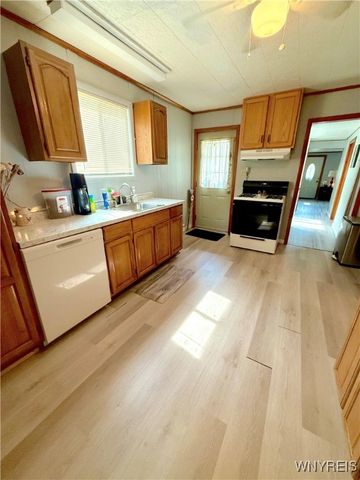 65 6th Avenue, North Tonawanda, NY 14120