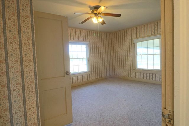 1825 Fm 27 W, Wortham, TX 76693